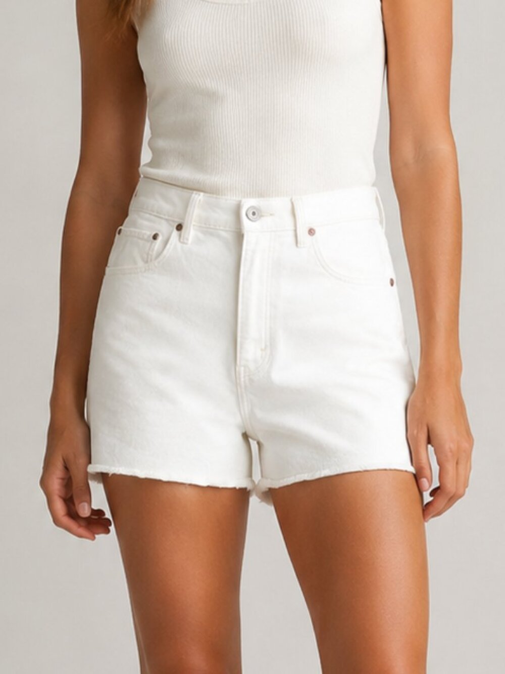 Abercrombie & Fitch The 90s RElaxed Cutoff Short High Rise Ivory Size 31 Reg